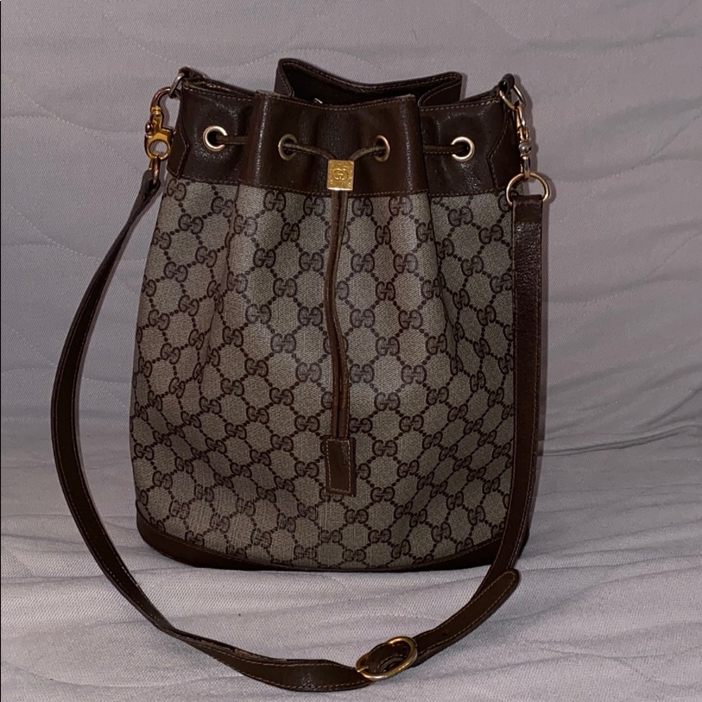 Antique Bucket Vintage GG Canvas Cross Body Bag